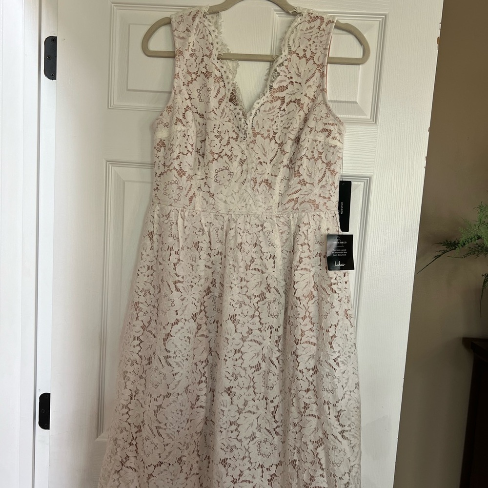 Lulu's Lace V-Neck Midi Dress in Tan/Cream/Ivory